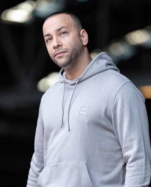 Amir Hilel8