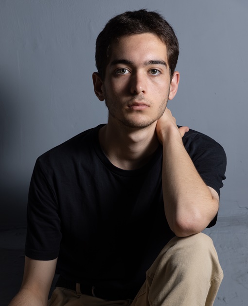 תמונה יואב מוסק כל הגוף